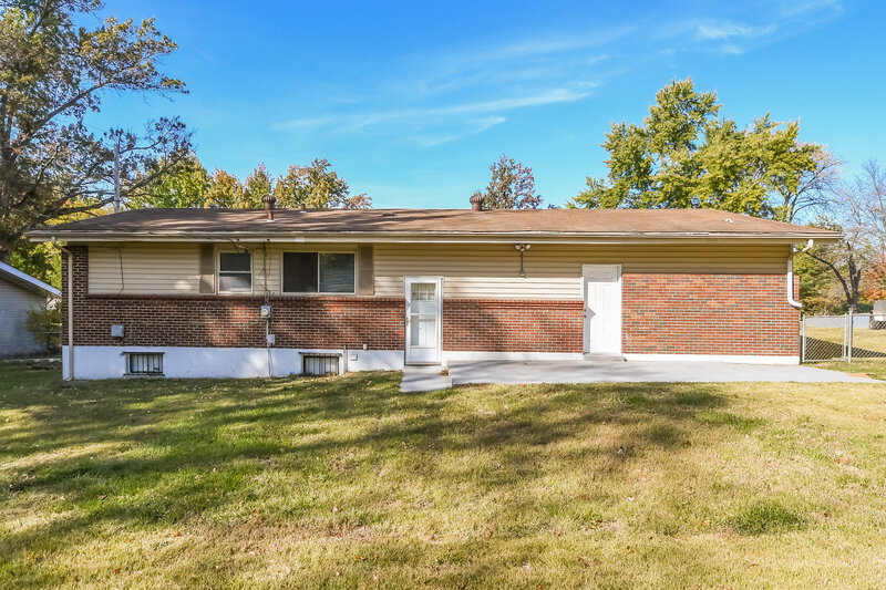 1,825/Mo, 11166 Prentice Dr St. Louis, MO 63136 Misc View 12