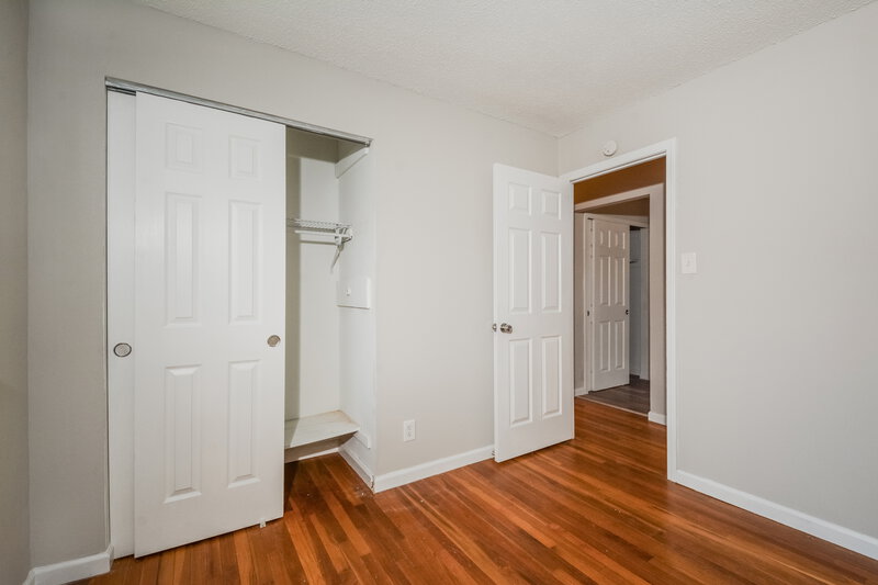 1,755/Mo, 11574 ARROYO DR Florissant, MO 63033 Bedroom View 2