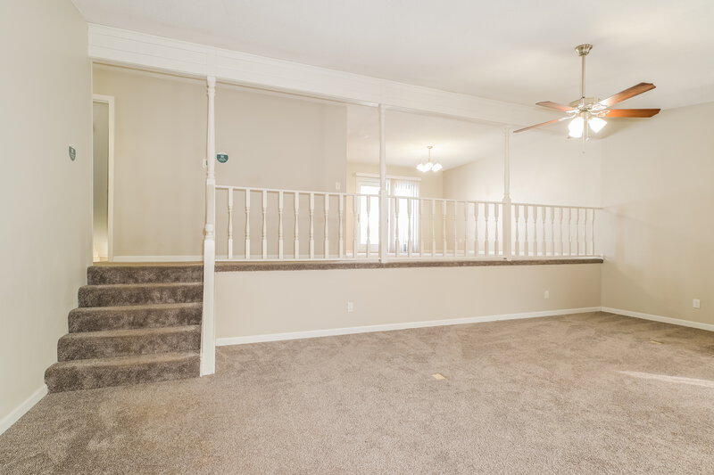 2,160/Mo, 11990 Roseview Ln St. L ouis, MO 63138 Living Room View