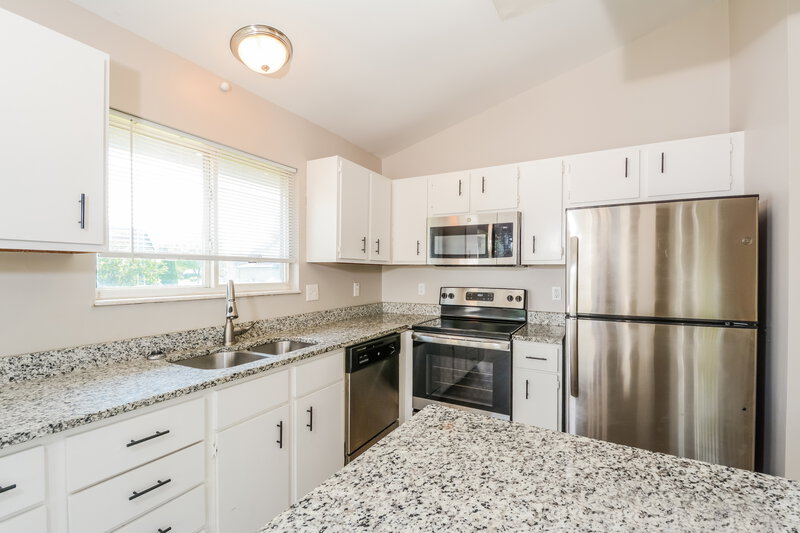 2,055/Mo, 14368 Jamestown Bay Dr Florissant, MO 63034 Misc View 4