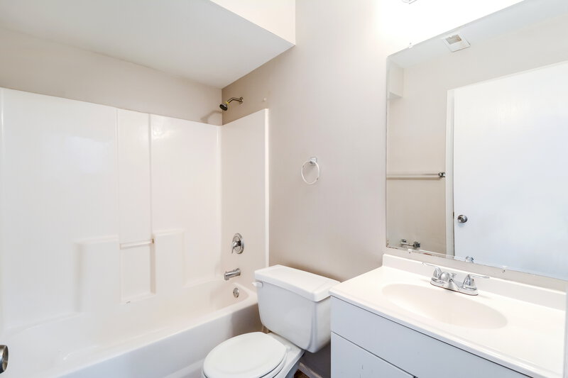 2,055/Mo, 14368 Jamestown Bay Dr Florissant, MO 63034 Misc View 8