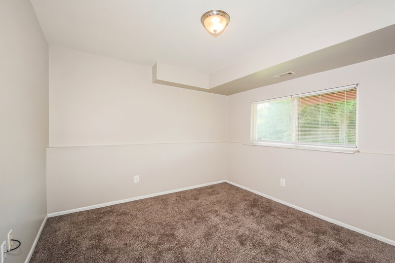 2,055/Mo, 14368 Jamestown Bay Dr Florissant, MO 63034 Misc View 10