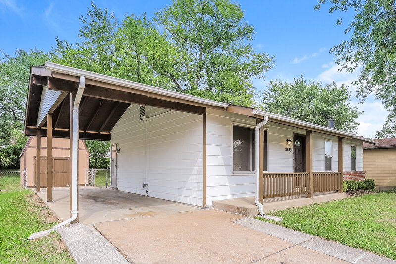 1,345/Mo, 2635 Lindsay Ln Florissant, MO 63031 Front View