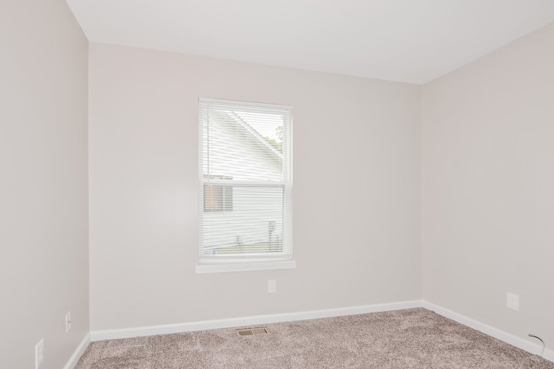 1,685/Mo, 2710 Sherwood Dr Florissant, MO 63031 Bedroom View 4