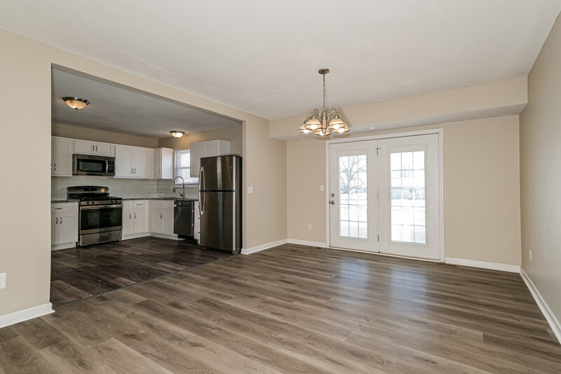 1,905/Mo, 2966 Clanfield Dr Florissant, MO 63031 Dining Room View