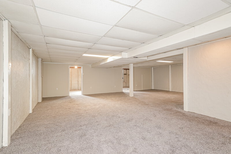 1,905/Mo, 2966 Clanfield Dr Florissant, MO 63031 Basement View