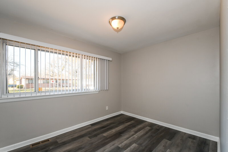 1,325/Mo, 705 GONZAGA LN Florissant, MO 63031 Bedroom View 2