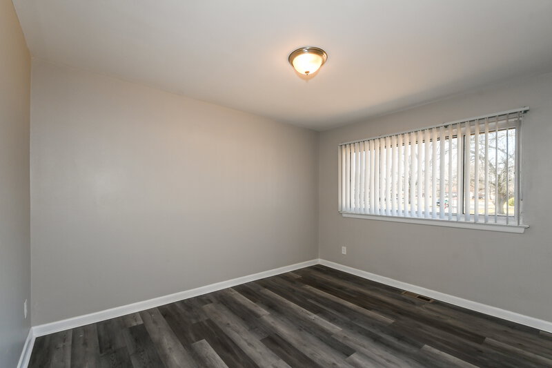 1,325/Mo, 705 GONZAGA LN Florissant, MO 63031 Bedroom View 3