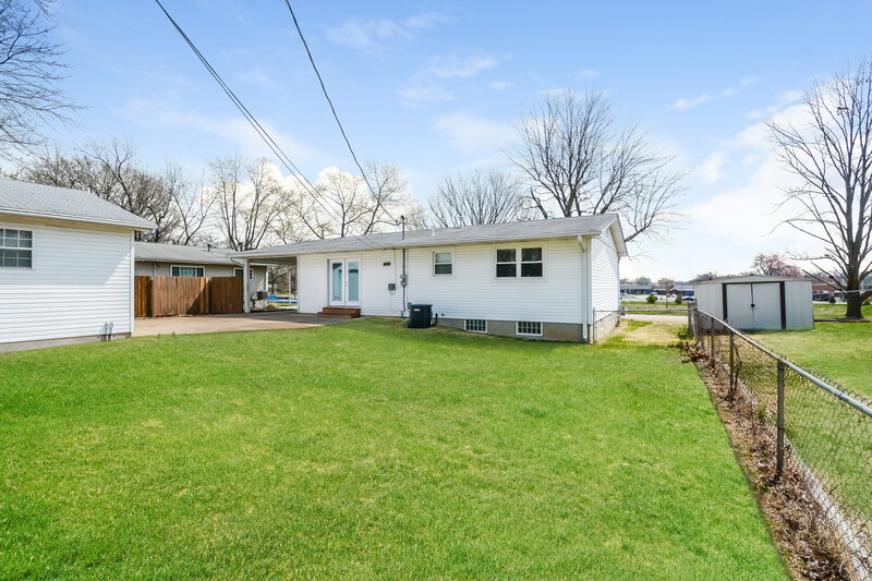 1,455/Mo, 760 Hazelvalley Dr St. Louis, MO 63033 Misc View 16