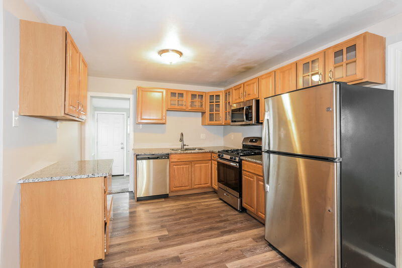 2,115/Mo, 765 Boone St Florissant, MO 63031 Kitchen View