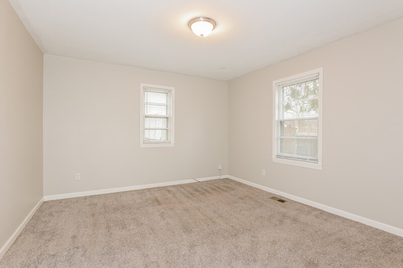 2,115/Mo, 765 Boone St Florissant, MO 63031 Bedroom View 3