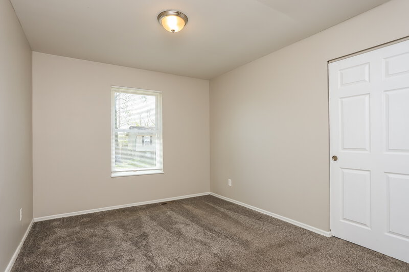 1,665/Mo, 1637 Ventnor Dr Florissant, MO 63031 Bedroom View