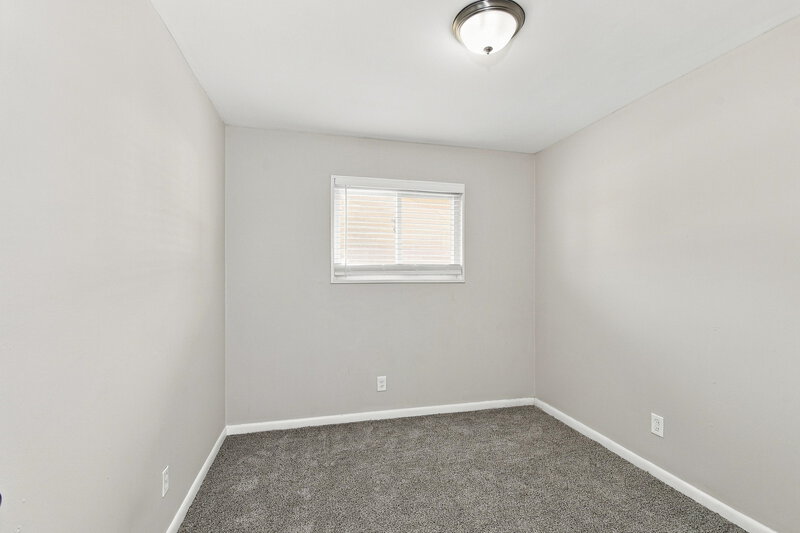 0/Mo, 1230 Acredale Dr Florissant, MO 63033 Misc View 7