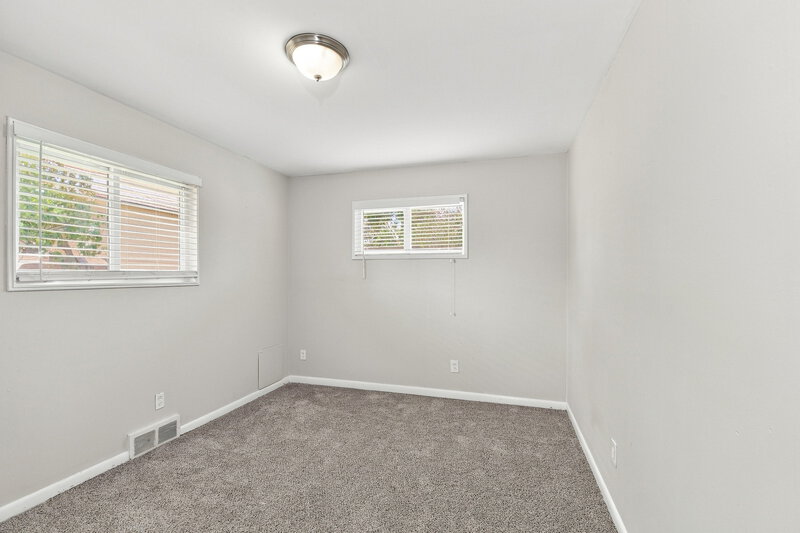 0/Mo, 1230 Acredale Dr Florissant, MO 63033 Misc View 9