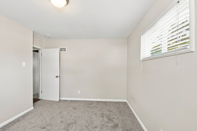 0/Mo, 1230 Acredale Dr Florissant, MO 63033 Misc View 10