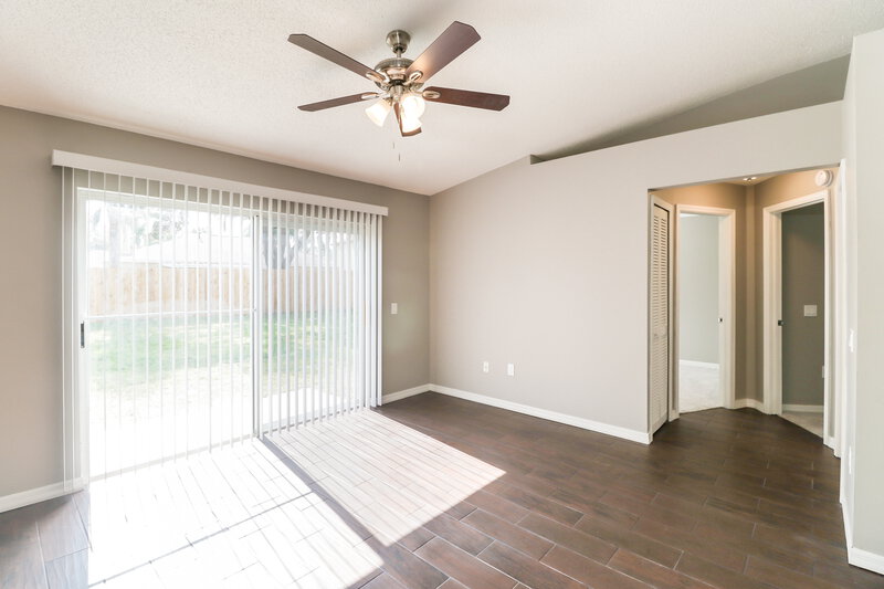 2,350/Mo, 28514 Meadowrush Way Wesley Chapel, FL 33543 Family Room View