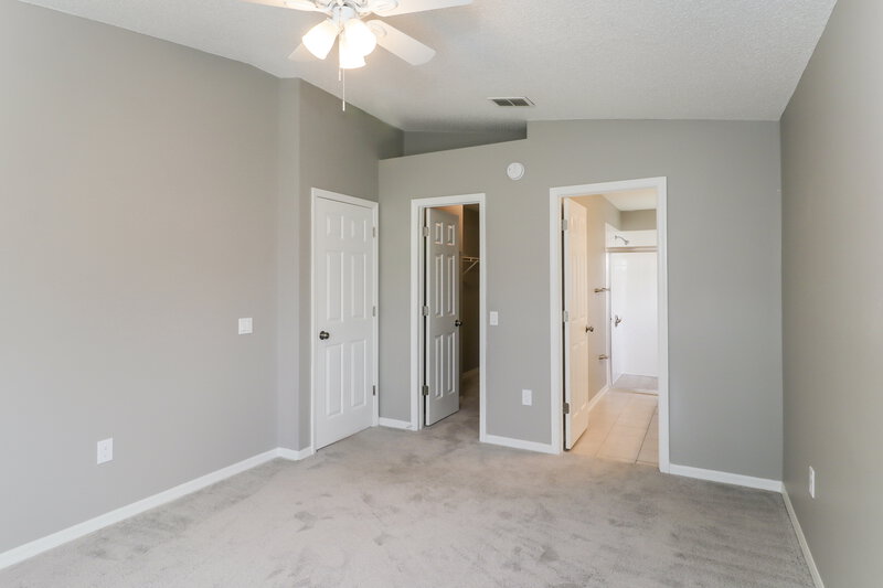 2,350/Mo, 28514 Meadowrush Way Wesley Chapel, FL 33543 Main Bedroom View 2