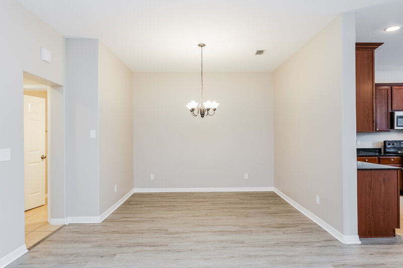 2,395/Mo, 1555 Hillview Ln Tarpon Springs, FL 34689 Dining Room View