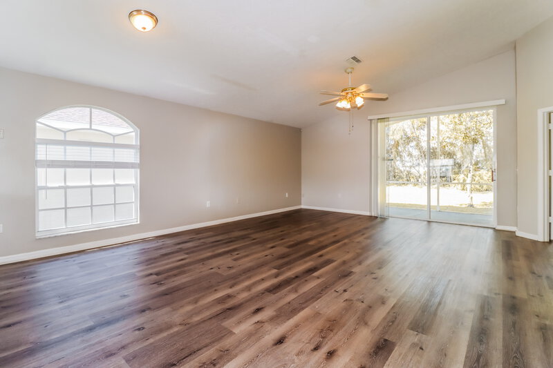 2,245/Mo, 7833 Fashion Loop New Port Richey, FL 34654 Living Room View 2