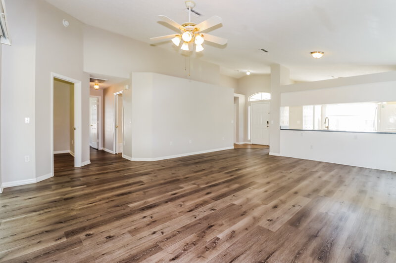 2,245/Mo, 7833 Fashion Loop New Port Richey, FL 34654 Living Room View 3