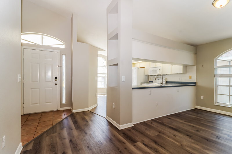 2,245/Mo, 7833 Fashion Loop New Port Richey, FL 34654 Dining Room View