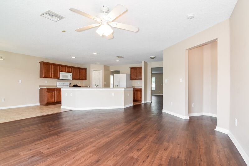 2,940/Mo, 5041 Cello Wood Ln Wesley Chapel, FL 33543 Family Room View 2