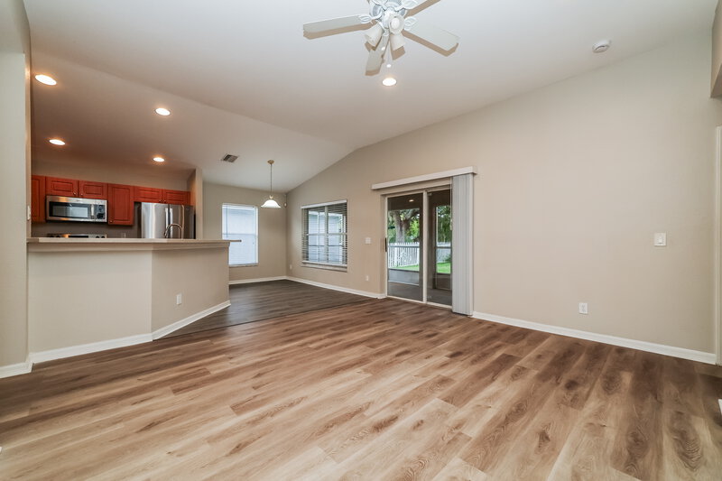 1,945/Mo, 11008 Laurel Brook Ct Riverview, FL 33569 Family Room View 2
