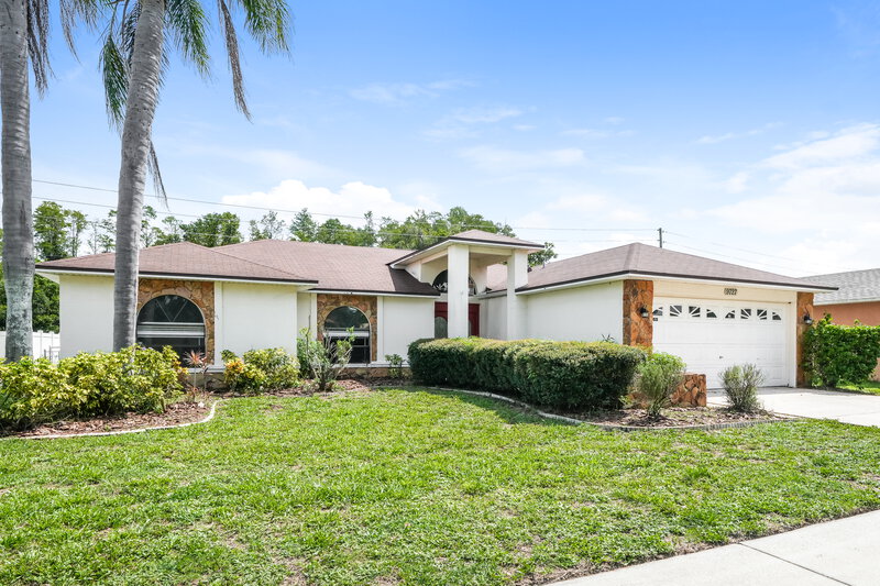2,585/Mo, 9727 Lomalinda Ct New Port Richey, FL 34655 Front View 2