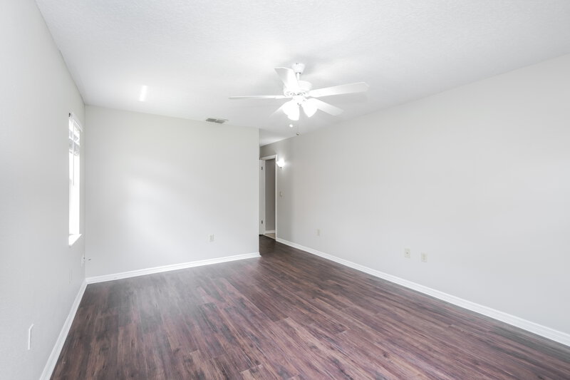 2,585/Mo, 9727 Lomalinda Ct New Port Richey, FL 34655 Main Bedroom View