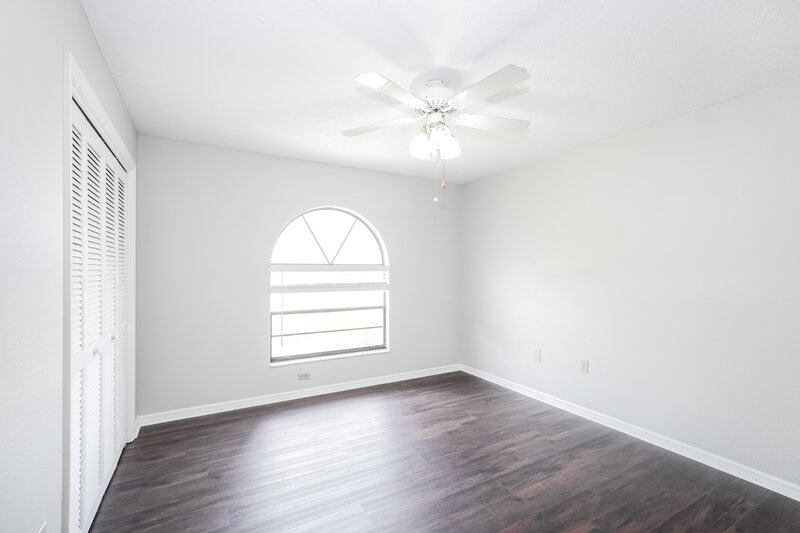 2,585/Mo, 9727 Lomalinda Ct New Port Richey, FL 34655 Bedroom View 3