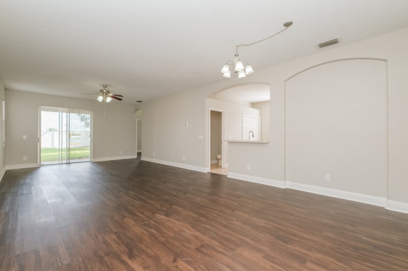2,260/Mo, 8545 Deer Chase Dr Riverview, FL 33578 Dining Room View