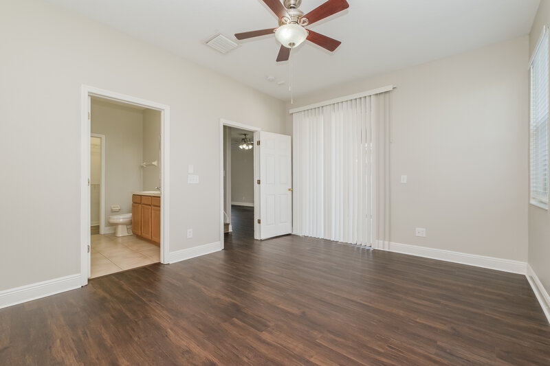 2,260/Mo, 8545 Deer Chase Dr Riverview, FL 33578 Main Bedroom View 2