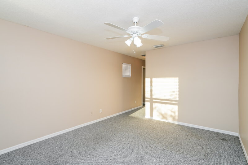 1,955/Mo, 8930 Iron Oak Ave Tampa, FL 33647 Main Bedroom View