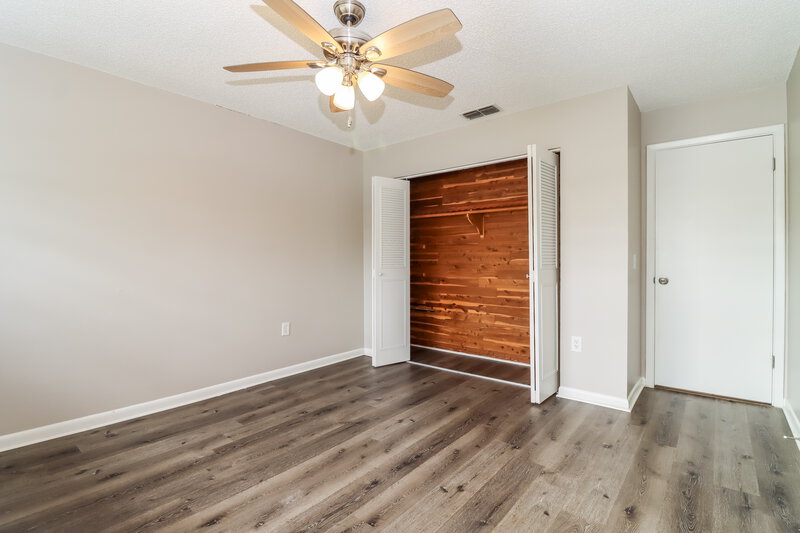 1,755/Mo, 7618 Summertree Ln New Port Richey, FL 34653 Bedroom View