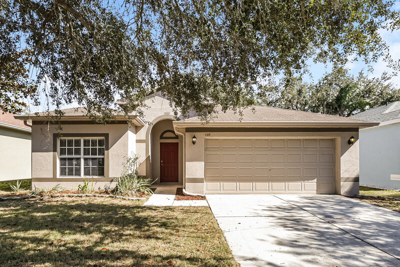 2,140/Mo, 723 Parsons Pointe St Seffner, FL 33584 External View