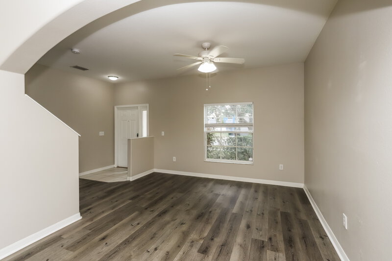 2,480/Mo, 10630 Shady Preserve Dr Riverview, FL 33579 Living Room View
