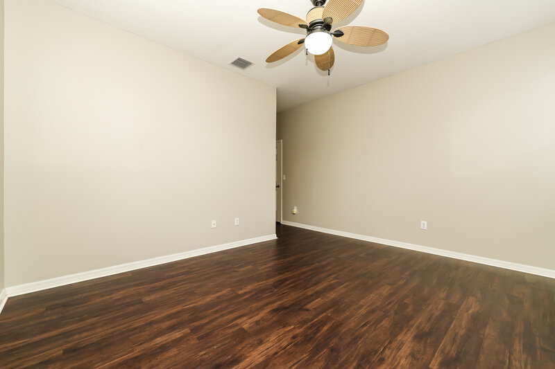 2,295/Mo, 6717 Cambridge Park Dr Apollo Beach, FL 33572 Main Bedroom View 2