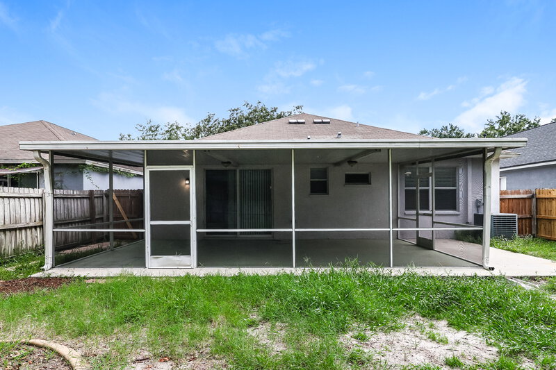 2,295/Mo, 6717 Cambridge Park Dr Apollo Beach, FL 33572 Rear View