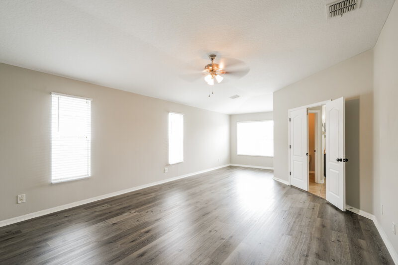 2,810/Mo, 7726 Bulls Head Dr Wesley Chapel, FL 33545 Main Bedroom View