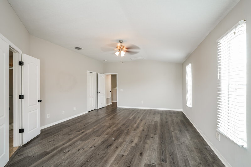 2,810/Mo, 7726 Bulls Head Dr Wesley Chapel, FL 33545 Main Bedroom View 2