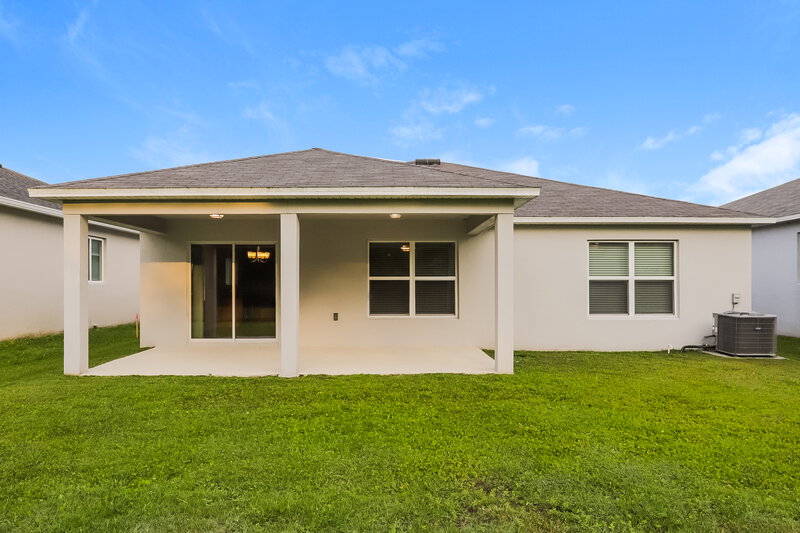 1,915/Mo, 7417 Ibis Dr Lakeland, FL 33810 Rear View