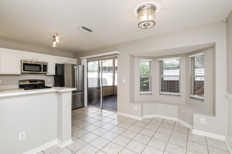 2,375/Mo, 721 Cape Cod Cir Valrico, FL 33594 Dining Room View