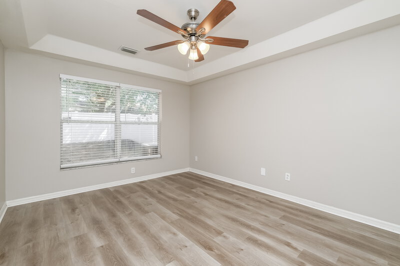 2,375/Mo, 721 Cape Cod Cir Valrico, FL 33594 Main Bedroom View