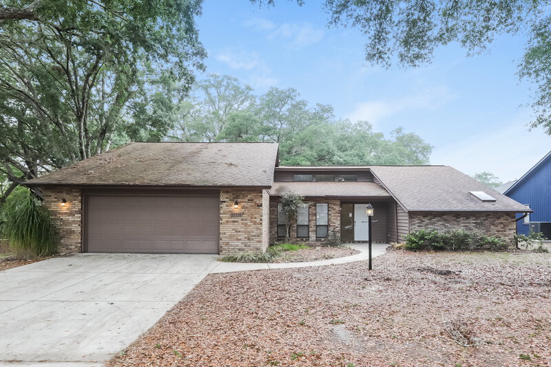 2,025/Mo, 34438 Cedarfield Dr Dade City, FL 33523 External View