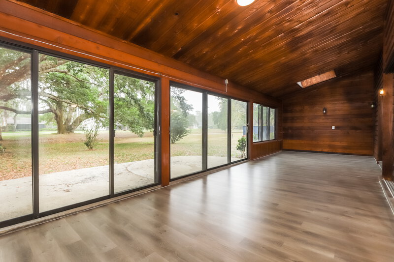 2,025/Mo, 34438 Cedarfield Dr Dade City, FL 33523 Family Room View
