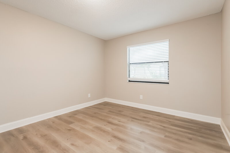 2,025/Mo, 34438 Cedarfield Dr Dade City, FL 33523 Bedroom View