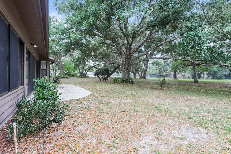 2,025/Mo, 34438 Cedarfield Dr Dade City, FL 33523 Exterior View