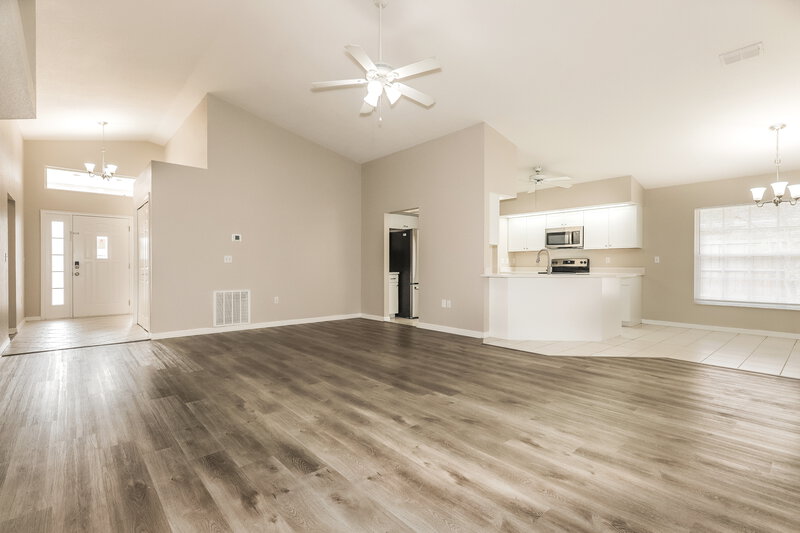 3,840/Mo, 2132 Glen Heights Pl Lakeland, FL 33813 Living Room View