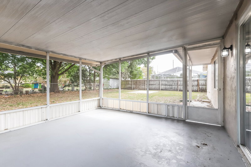3,840/Mo, 2132 Glen Heights Pl Lakeland, FL 33813 Sun Room View