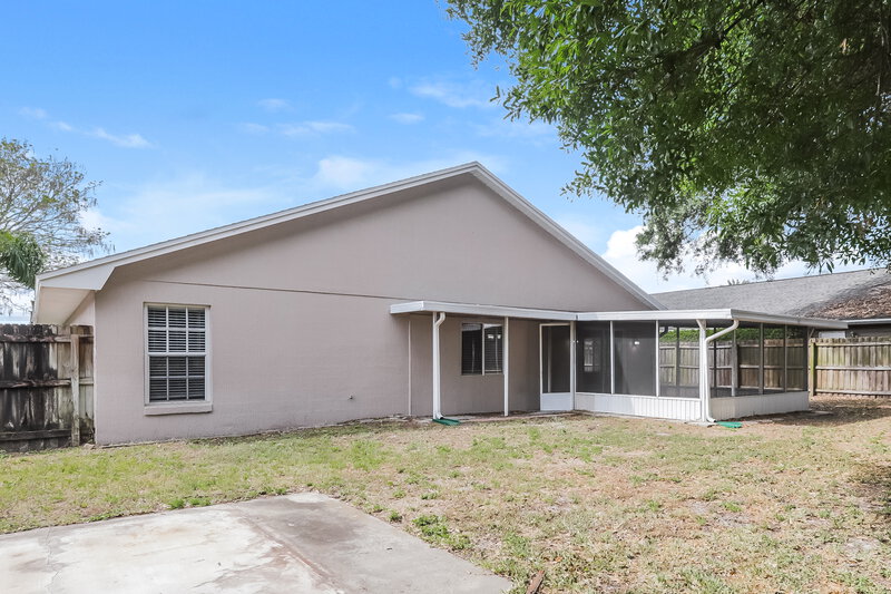 3,840/Mo, 2132 Glen Heights Pl Lakeland, FL 33813 Rear View